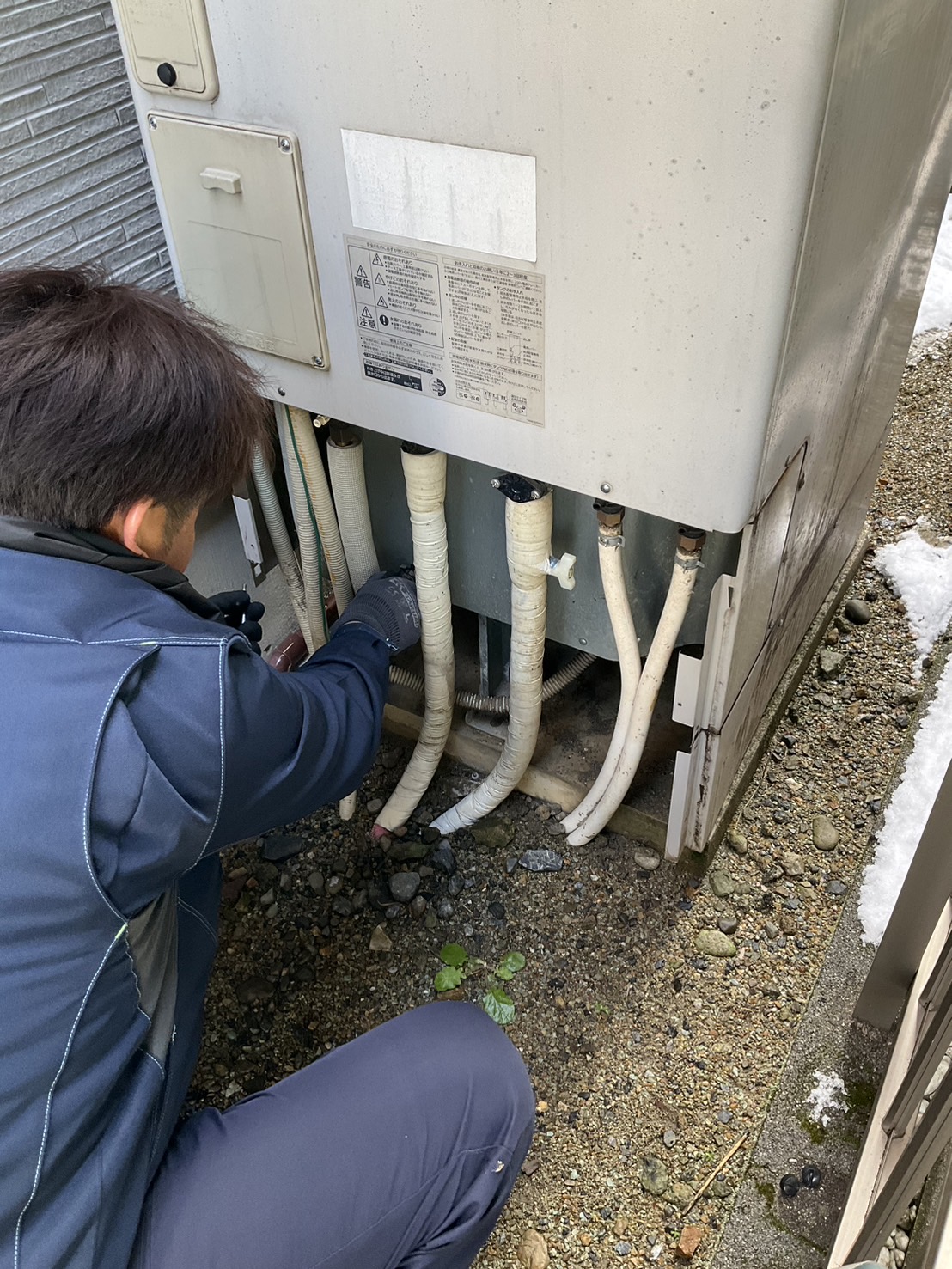 大阪府池田市 Y様邸　エコキュート設置工事